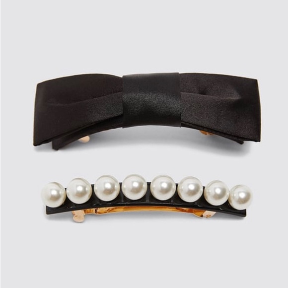 Zara Accessories - NWT Zara Minimalist Pearl and Bow Barrette Set